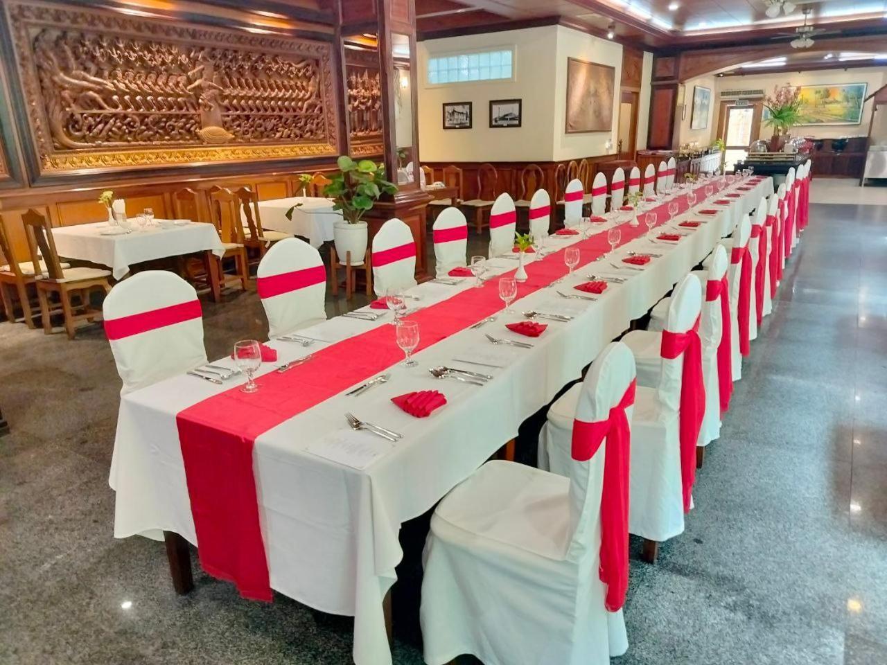 Classy & Hotel Battambang