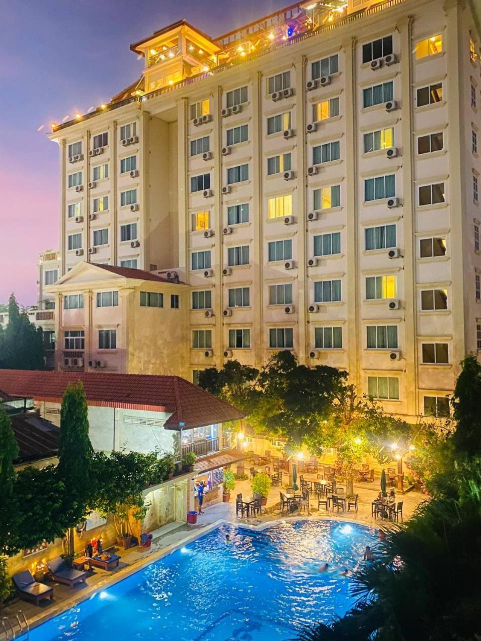 Classy & 4* Battambang